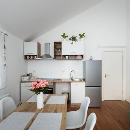 Sunny Beach Apartments Sibenik Ngoại thất bức ảnh
