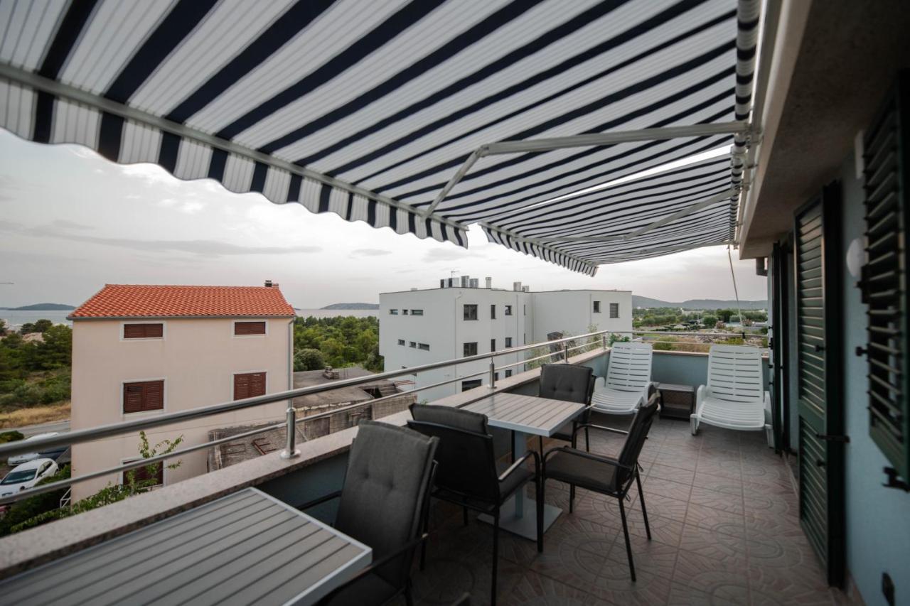 Sunny Beach Apartments Sibenik Ngoại thất bức ảnh