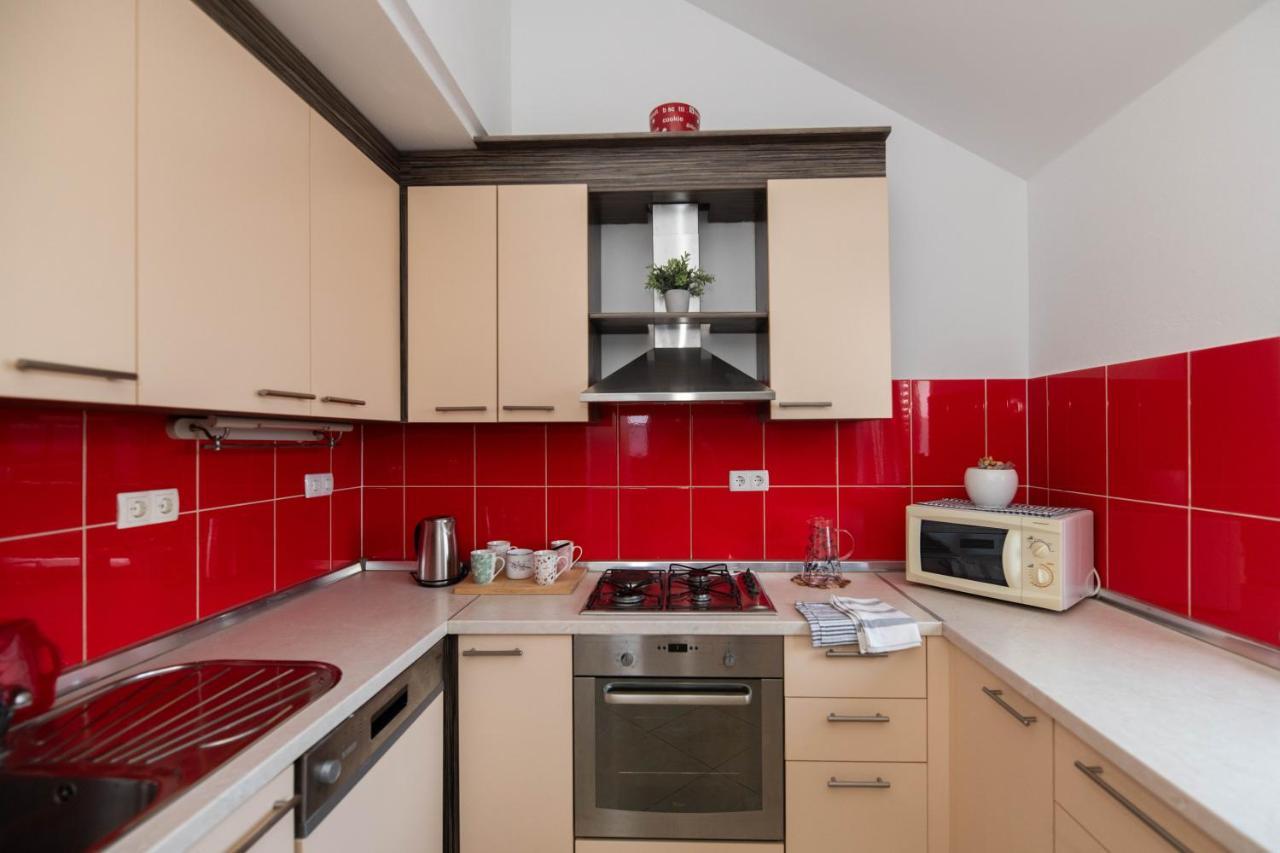 Sunny Beach Apartments Sibenik Ngoại thất bức ảnh