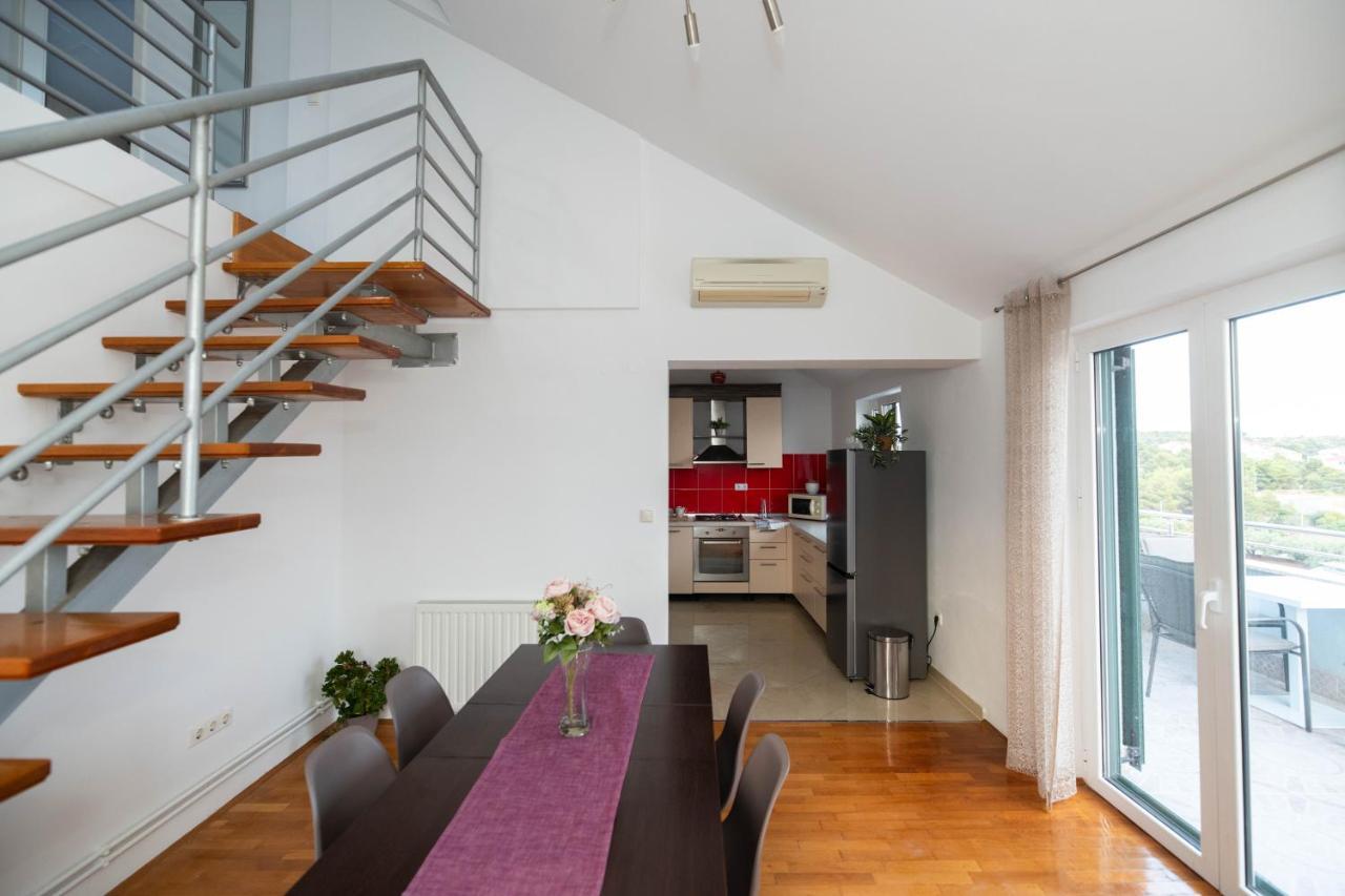 Sunny Beach Apartments Sibenik Ngoại thất bức ảnh